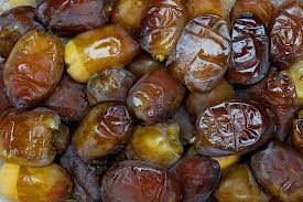 تصویر 3 از خرما کبکاب بسته ای کوچک با بافت نرم و طعم مطبوع